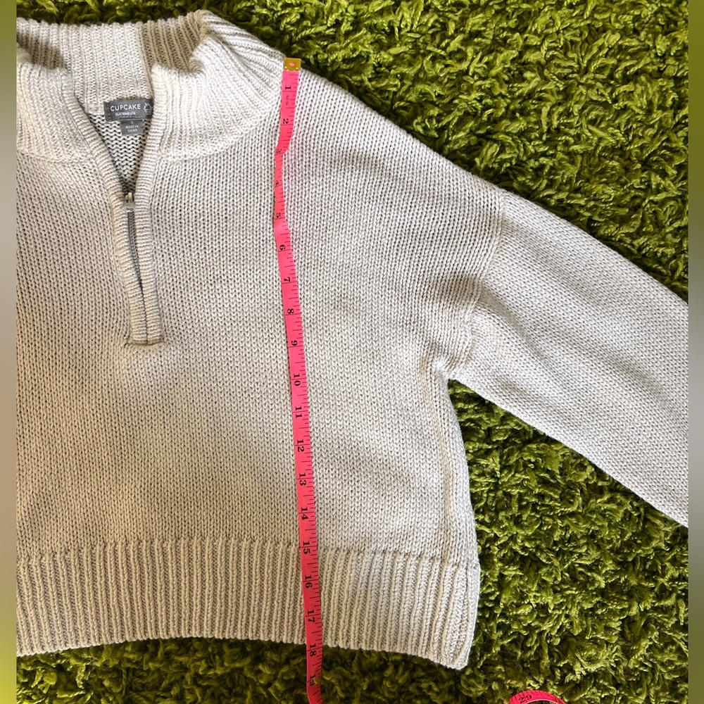 Francesca's Women's Cropped Knit Quarter-Zip Cardigan - Picture 4 of 7